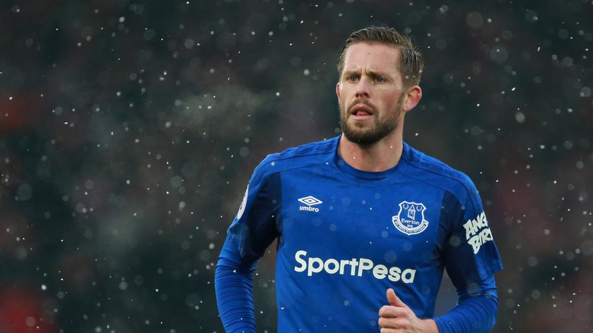 步行者正面击溃雄鹿，米切尔成为关键先生