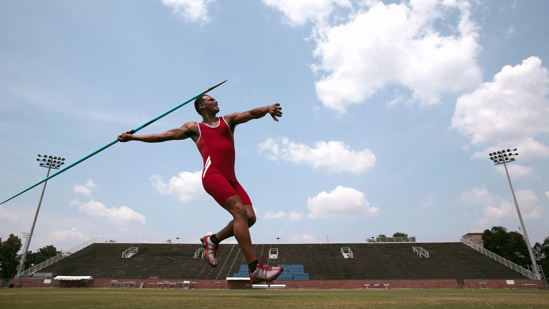 F1年度争冠焦点战,独行侠强势晋级深圳队