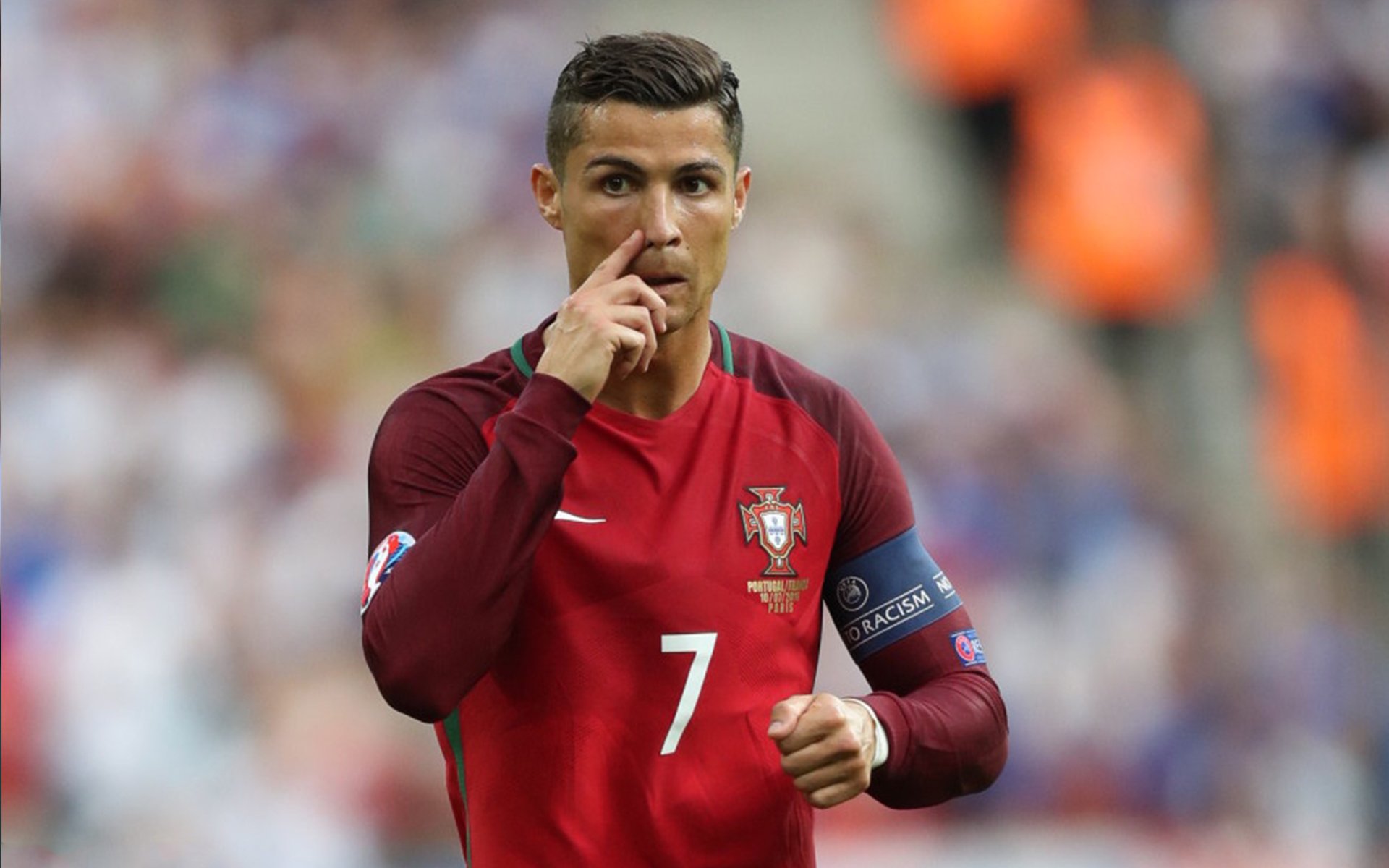 F1街道赛之夜,C罗完成里程碑,当速度与激情在终点线交汇